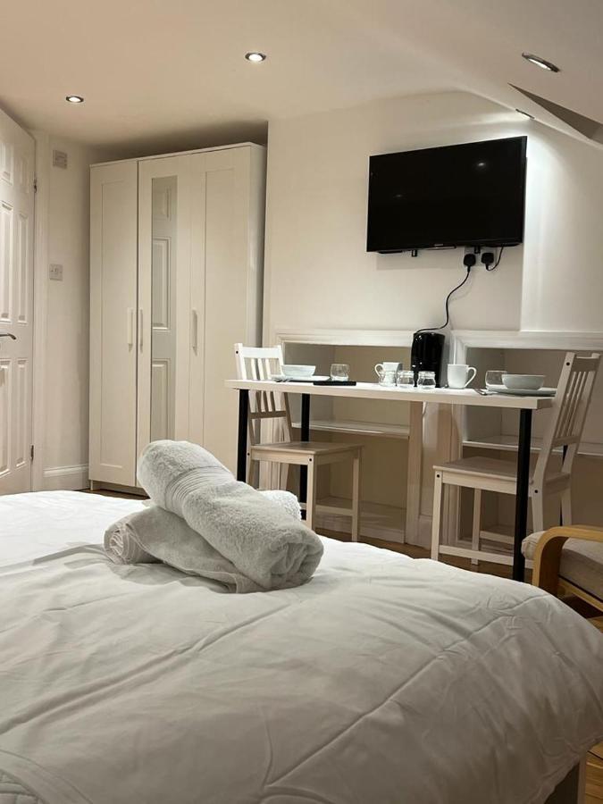 93 West Road Hotel London Ngoại thất bức ảnh