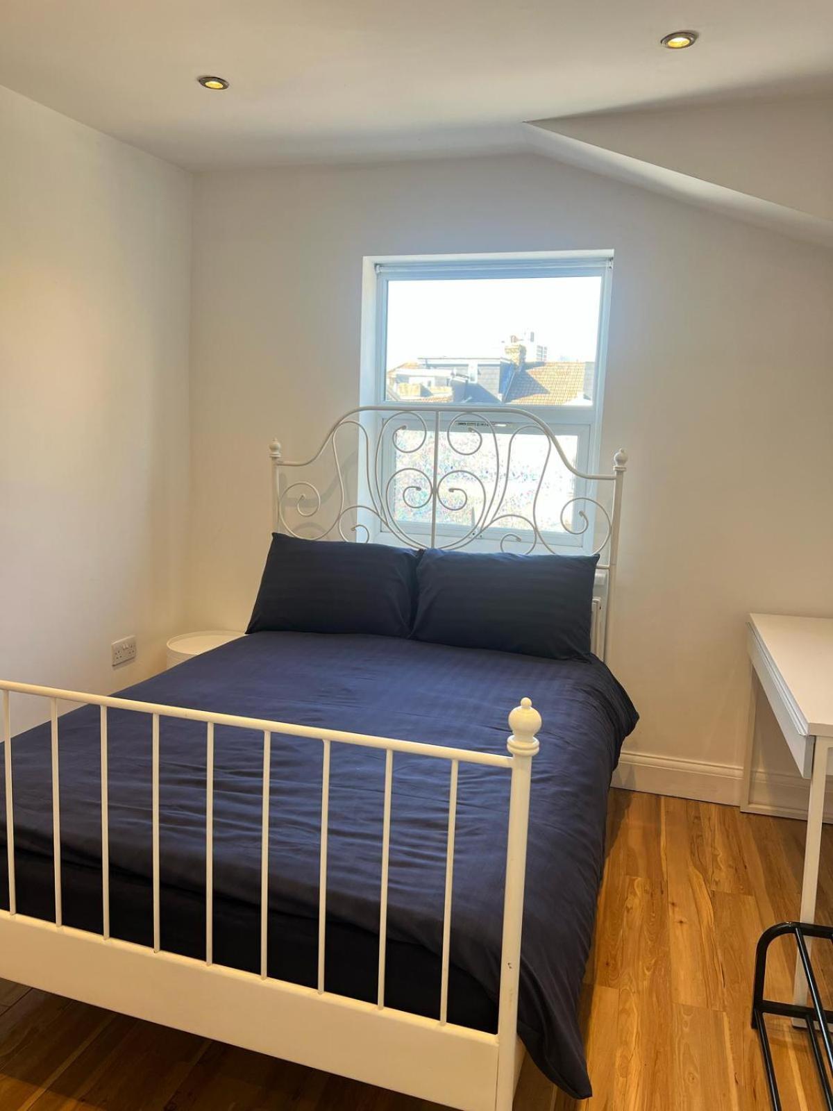 93 West Road Hotel London Ngoại thất bức ảnh